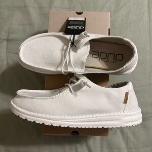 Hey Dudes Women’s Shoe